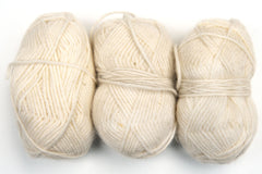 Crucci Angora Lambswool yarn balls