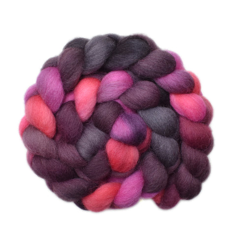Bergschaf Wool Roving - Concealed Light 1 - 4.0 ounces