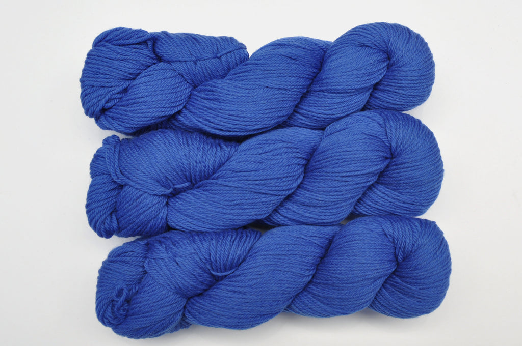 Cascade Yarns "Cascade 220" - Peruvian Highland Wool, Worsted Weight, 220 yards - Blue