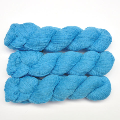 Cascade Yarns "Cascade 220 Fingering" - Peruvian Highland Wool, Fingering Weight, 273 yards - Turquoise