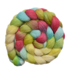 Hand painted Scandinavian mountain wool for hand spinning and felting