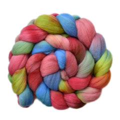 Merino Wool Roving, 19 micron - Twirling 1 - 4.2 ounces