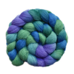 Hand paitned Lleyn wool roving for hand spinning and felting