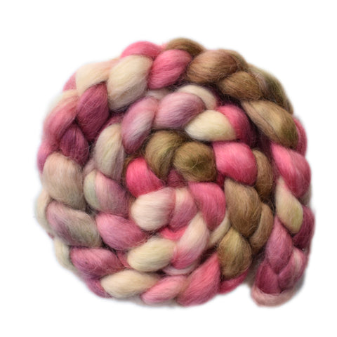 Wensleydale Wool Roving - PIle of Pillows - 4.2 ounces