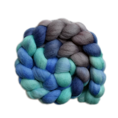 Falkland Wool Roving - Clouds over Water 2 - 4.2 ounces