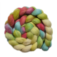 Hand painted Scandinavian mountain wool for hand spinning and felting