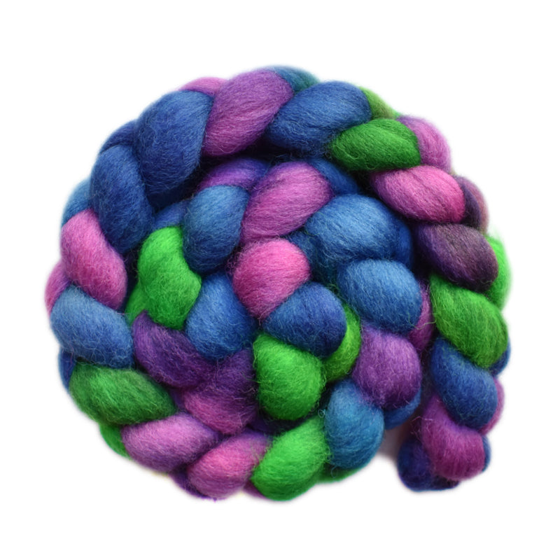 Hand paitned Lleyn wool roving for hand spinning and felting